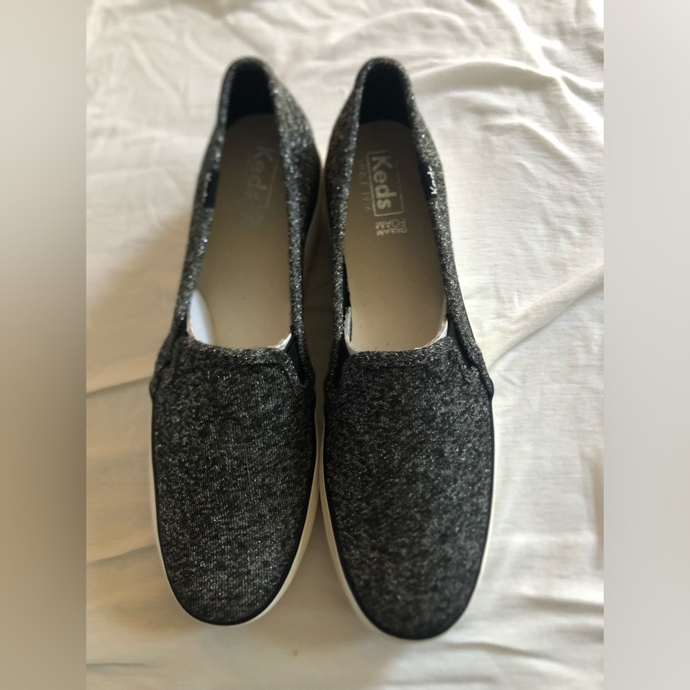 Reduced**NEW Keds * Black Sparkle * size 8